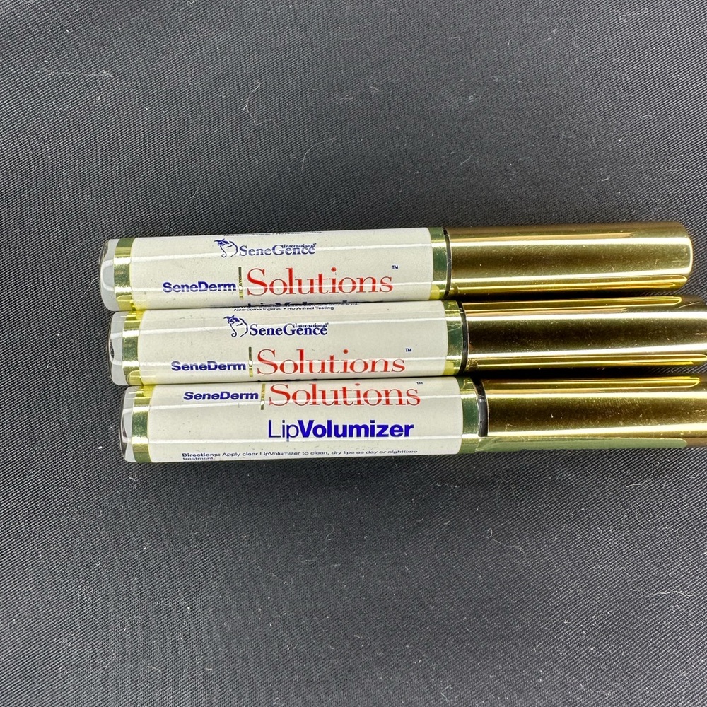3 unopened Lipsense volumizer